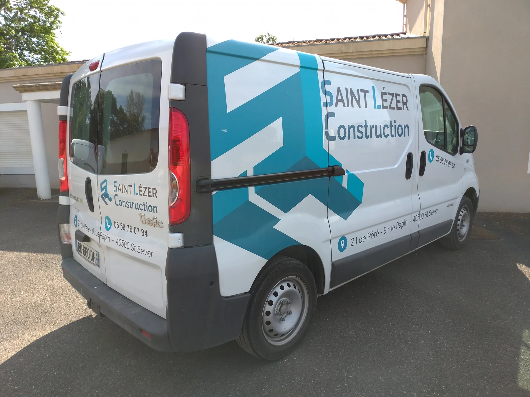 Saint Lézer Construction — habillage